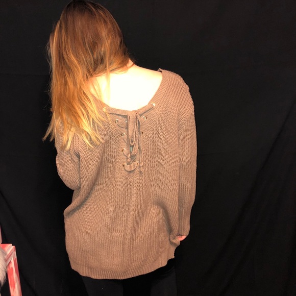 lace back sweater sizes S,M,L - Picture 2 of 7