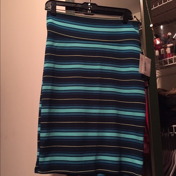 LuLaRoe Cassie skirt