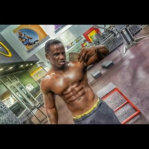 Meet your Posher, Akiem