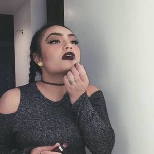 Meet your Posher, Karly