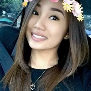 Meet your Posher, Maria angelica