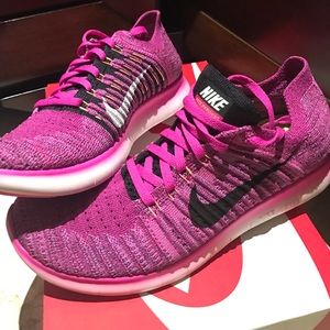 Nike free run flyknit