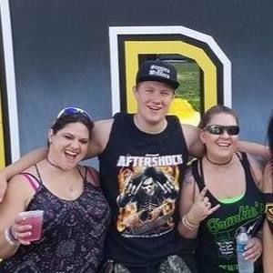 Meet your Posher, Genevieve