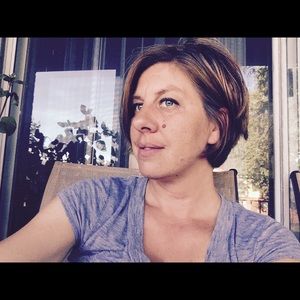 Meet your Posher, Emanda