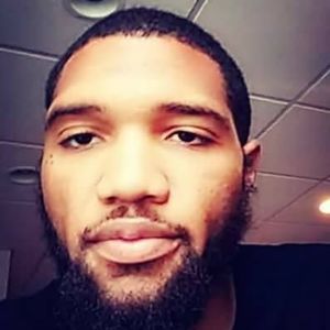 Meet your Posher, Malik