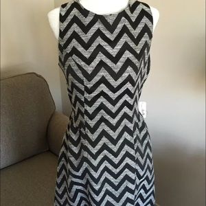 Charming Charlie Dresses & Skirts - NEW Charming Charlie grayblack chevron dress small