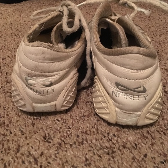 Nfinity cheer shoes ! Make an offer