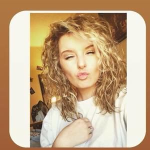 Meet your Posher, Brianna