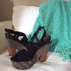 Anthropologie Abbott Wedges by Holding Horses