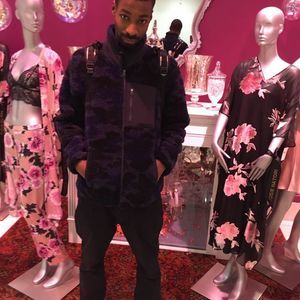 Meet your Posher, Aquavelli