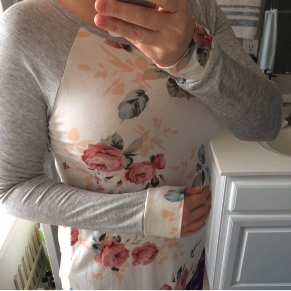 Spring Vintage Floral Print Top - Picture 2 of 4