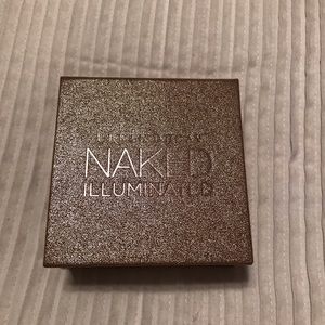 Urban Decay Naked Illuminated in Luminous