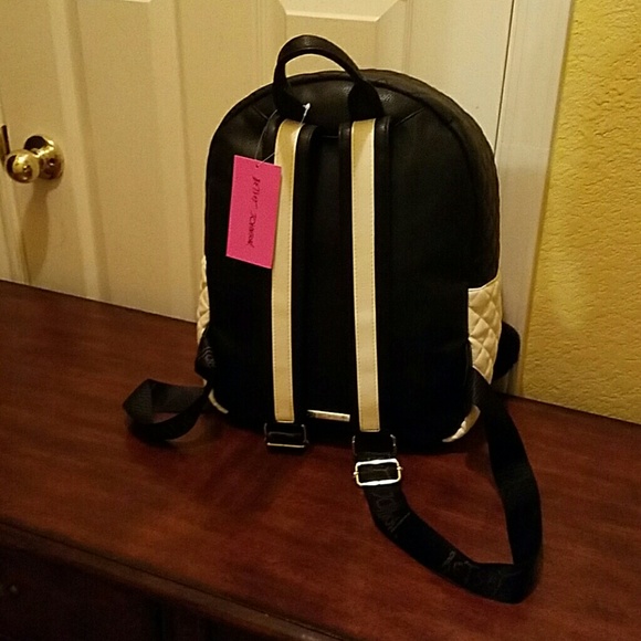 Betsey Johnson Pug Backpack  NWT - Picture 2 of 8