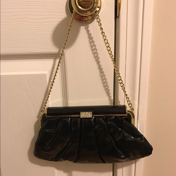 💙💙Fashion black and gold cross clutch - Picture 2 of 2