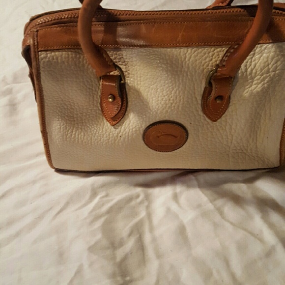Vintage Dooney Handbag FINAL MARKDOWN - Picture 2 of 4
