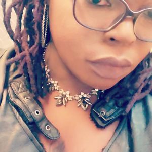 Meet your Posher, Sharika