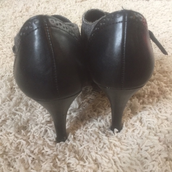 Black and Grey Tweed Mary Jane Bootie Heels - Picture 4 of 4