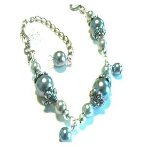 Bridal Victorian Grey Pearl Silver Bracelet