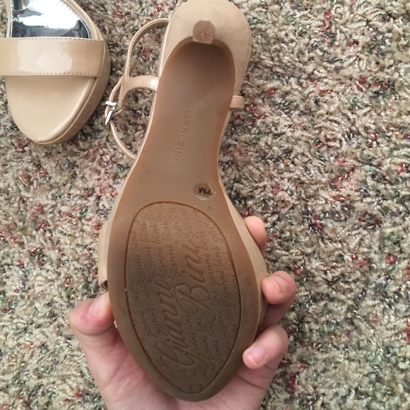 Nude Heels - Picture 4 of 4