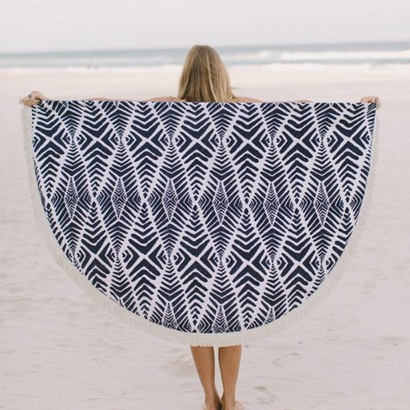 New! The beach people roundie beach towel - Picture 1 of 4