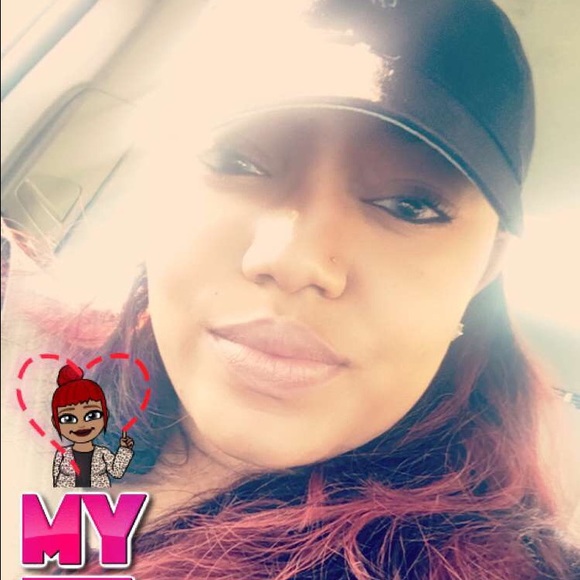 Meet your Posher, Javeata