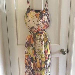 Jessica Simpson maxi dress size small