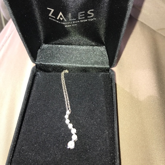 Diamond necklace