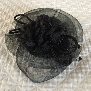 Black fascinator