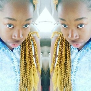 Meet your Posher, Monique