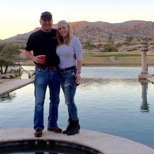 Meet your Posher, Cara