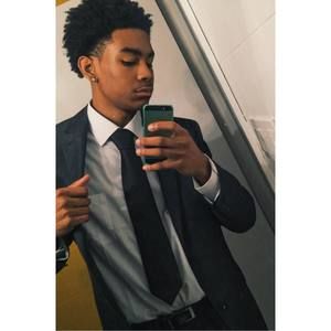 Meet your Posher, Adam