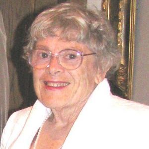 Meet your Posher, Evelyn