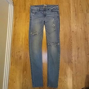 Hollister ripped skinny jeans