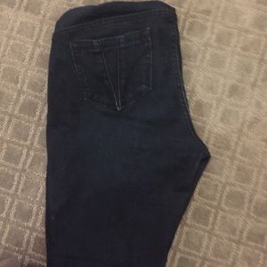 Maternity skinny jeans