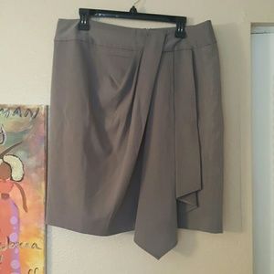 Grey skirt