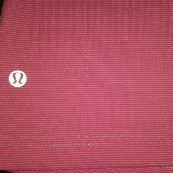 ...Lululemon Tank Top - Picture 4 of 4