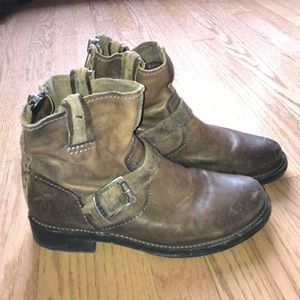 Fry short boots