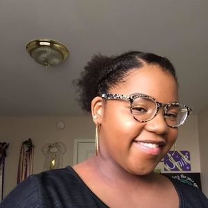 Meet your Posher, Xavier