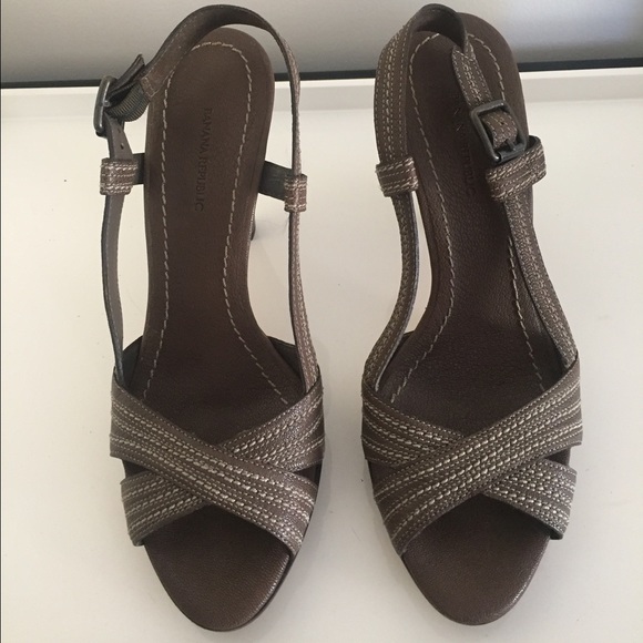 Perfect condition Banana Republic sandals
