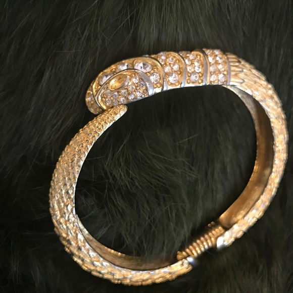 Kenneth Jay Lane Jewelry - Kenneth Jay Lane Snake Cuff Bracelet 🐍 Kenneth Jay Lane Jewelry - Kenneth Jay Lane Snake Cuff Bracelet 🐍