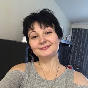 Meet your Posher, Elena