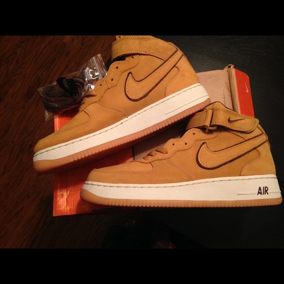 Nike Air Force 1's Hightops - wheat Never worn