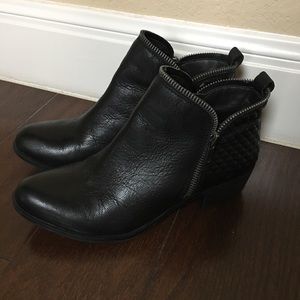 Lucky Women's Black Leather Bootie