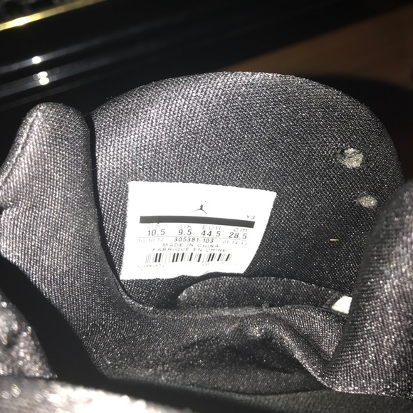 Retro Jordan 8s - Picture 4 of 4