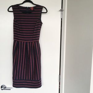 Striped dress with pockets!