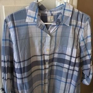 Large Gap Fitted boyfriend button down