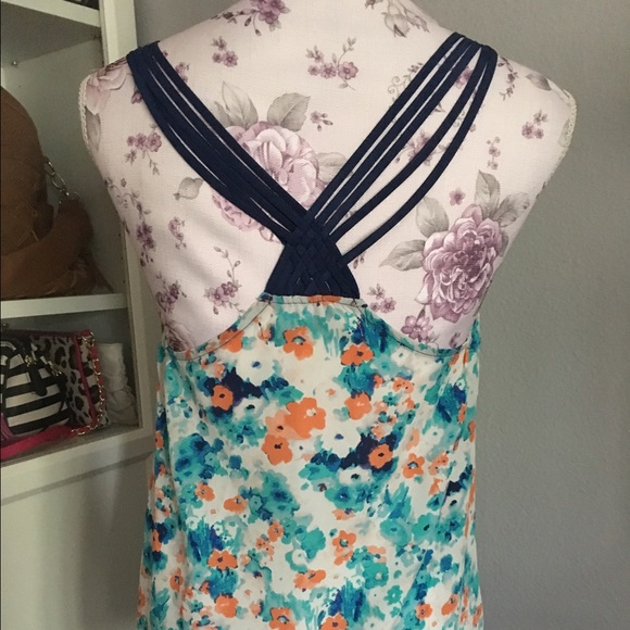 Flower blouse - Picture 2 of 2