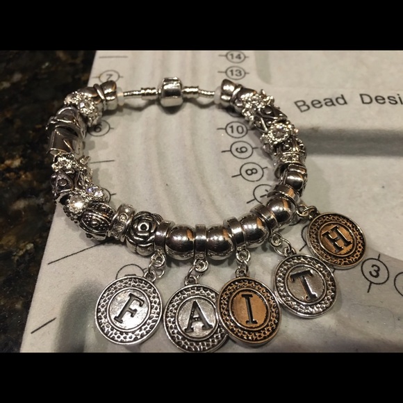 Braclets - Picture 2 of 4
