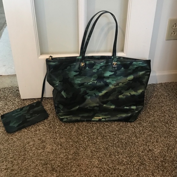 Rebecca minkoff camo tote Clearance