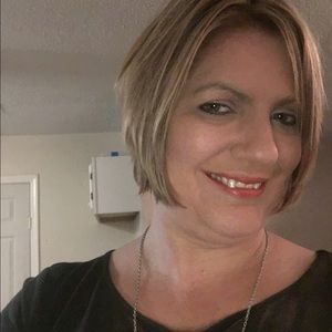 Meet your Posher, Tonya